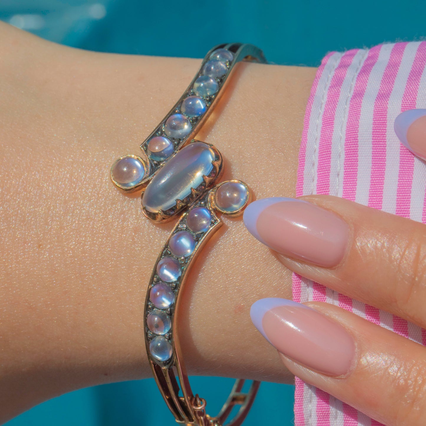 Antique 15ct Gold Ceylon Moonstone Bypass Bangle, 4.50ct
