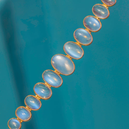 Antique 15ct Gold Graduating Moonstone Bracelet 8.30ct